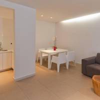  One-Bedroom Apartment with Partial Sea View - Ground Floor 