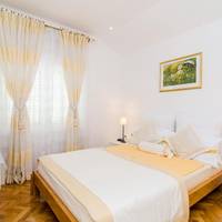 Standard Double Suite