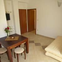 Deluxe Two-Bedroom Apartment (4 Adults)