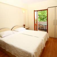One-Bedroom Apartment with Balcony