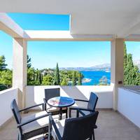 Superior One-Bedroom Apartment with Balcony and Sea View A2