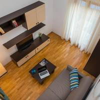 Duplex Apartment (8 Adults)