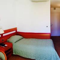 Standard Single Room with Mountain View