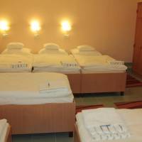 Sixtuple Room