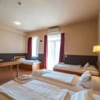 Studio (4 Adults)