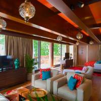 Executive Suite with Large Terrace and Lake View