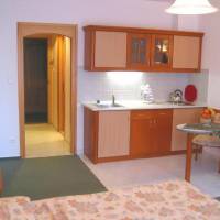 Studio (2 Adults)