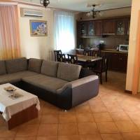 Three-Bedroom Apartment (6 Adults)