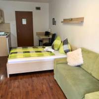 Studio (2 Adults)