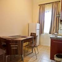 Studio (3 Adults)