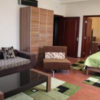Apartment (3 Adults)