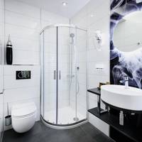 Black & White Standard