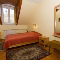 Economy Double Room with Shared Bathroom