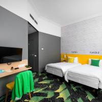 Design Room with 2 Single Beds