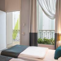 Double or twin room with Atrium view 