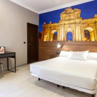 Interior Double Room