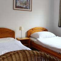 Two-Bedroom Apartment (5 Adults)
