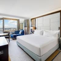 Executive King Room with Danube View and Executive Lounge Access