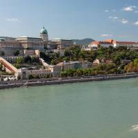 Deluxe Twin Room with Castle and River View