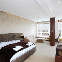 Panorama Suite with Terrace