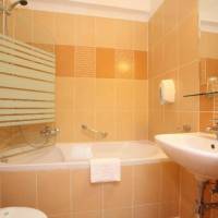 Room #18522666