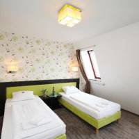 Room #18522668