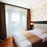 Room #18522693