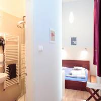 Budget Double Room with Private Bathroom