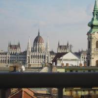 One-Bedroom Apartment with Danube view - 1011, Fő street