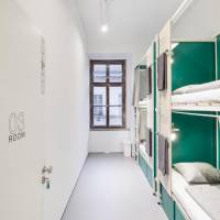 Bed in 8-Bed Mixed Dormitory Room