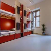  Bed in 8-Bed Mixed Dormitory Room with Private Bathroom 