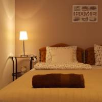 One-Bedroom apartment on GroundFloor with own Garden (2 adults)