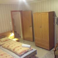 One-Bedroom Apartment (2 Adults + 1 Child)