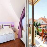 Studio (2 Adults)