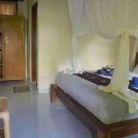 Superior Shower with Complimentary Daily Afternoon Tea