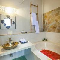 Deluxe Double or Twin Room with Complimentary Daily Afternoon Tea