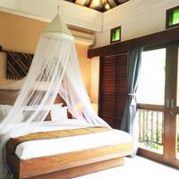 Duplex Suite with Garden View