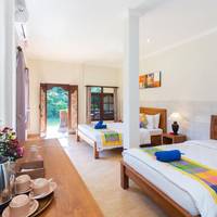 Deluxe Family Room