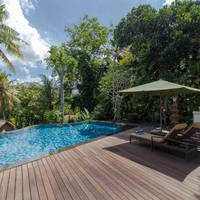 Founder's Home - Three-Bedroom Villa with Private Pool