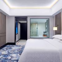 Club King Room