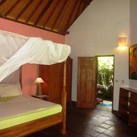One-Bedroom Bungalow