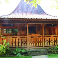 Two-Bedroom Garden House with Private Pool