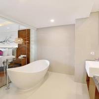Room #195693540