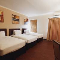 Studio Triple Room