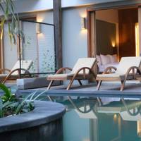 Deluxe Room with Lagoon Access