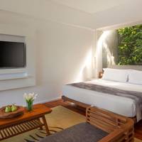 Heavenly Ocean View Pool Suite King Bed - Complimentary Spa Voucher