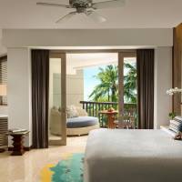 Deluxe King Room with Pool View
