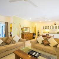Deluxe Two Bedroom Apartment