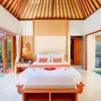 One-Bedroom Villa with Private Pool and Bathtub