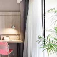 Special Offer - Big House Room with Free One-way Airport Transfer